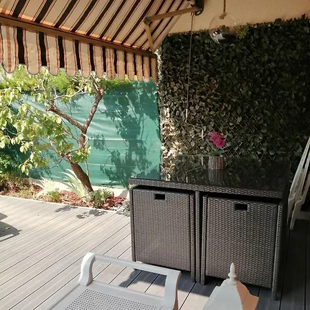 Daire - Juan Les Pins - Proximite Plages