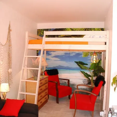 - Juan Les Pins - Proximité Plages Antibes