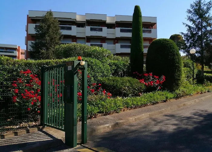 - Juan Les Pins - Proximité Plages Antibes